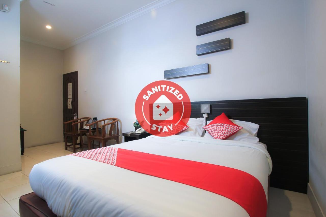 Oyo 717 Hotel Dharma Utama Syariah Pekanbaru Εξωτερικό φωτογραφία