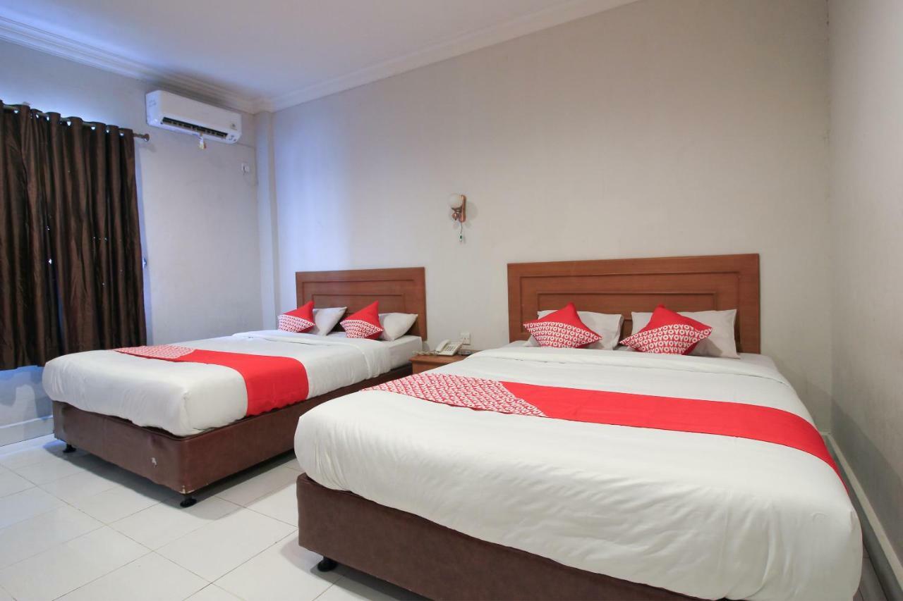 Oyo 717 Hotel Dharma Utama Syariah Pekanbaru Εξωτερικό φωτογραφία