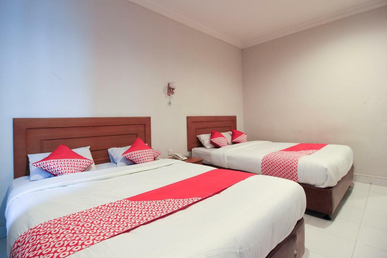 Oyo 717 Hotel Dharma Utama Syariah Pekanbaru Εξωτερικό φωτογραφία