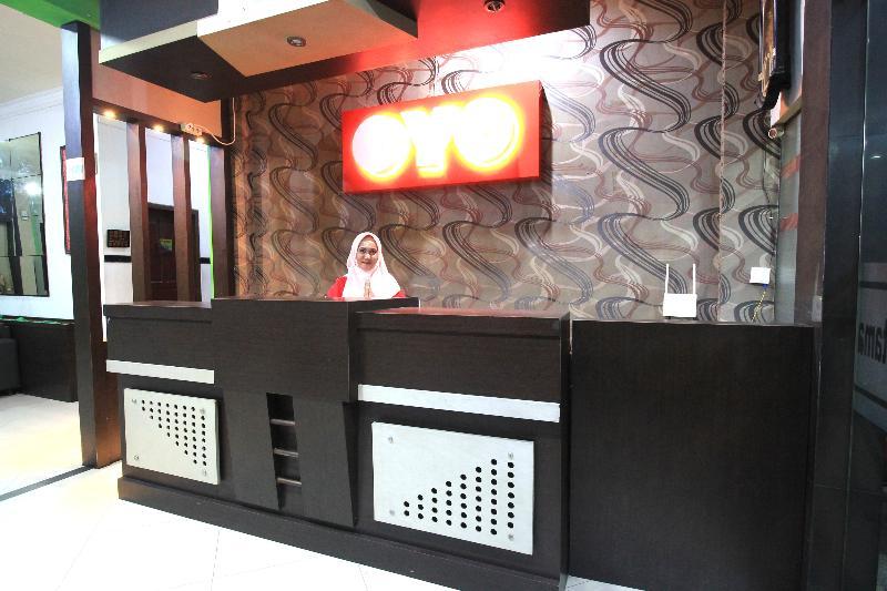 Oyo 717 Hotel Dharma Utama Syariah Pekanbaru Εξωτερικό φωτογραφία