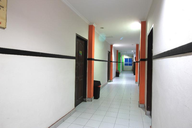 Oyo 717 Hotel Dharma Utama Syariah Pekanbaru Εξωτερικό φωτογραφία
